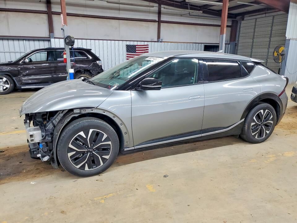 2023 KIA EV6
