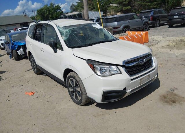 2018 SUBARU Forester