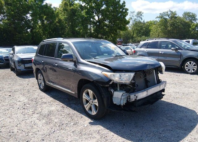 2012 TOYOTA Highlander