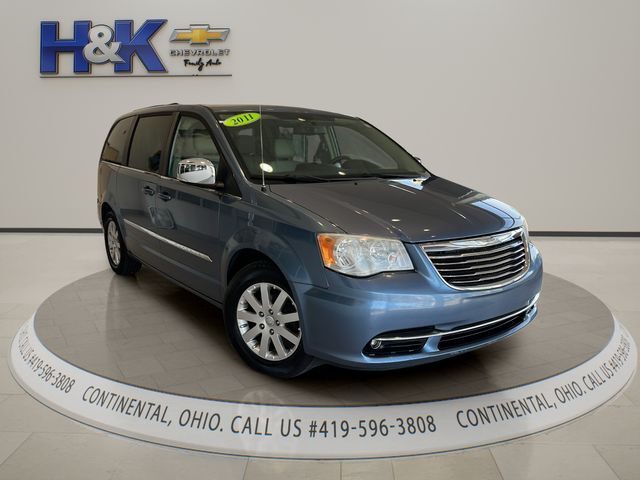 2011 CHRYSLER Town and Country