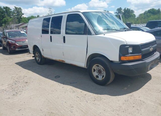 2013 CHEVROLET Express