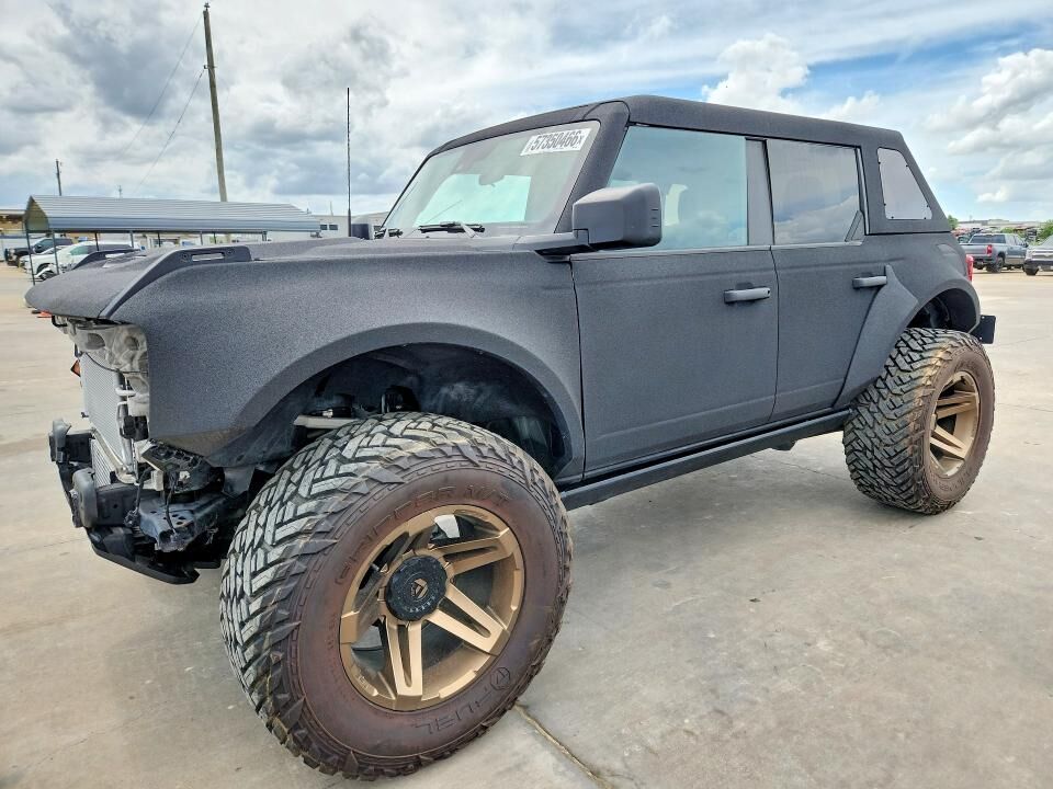 2023 FORD Bronco