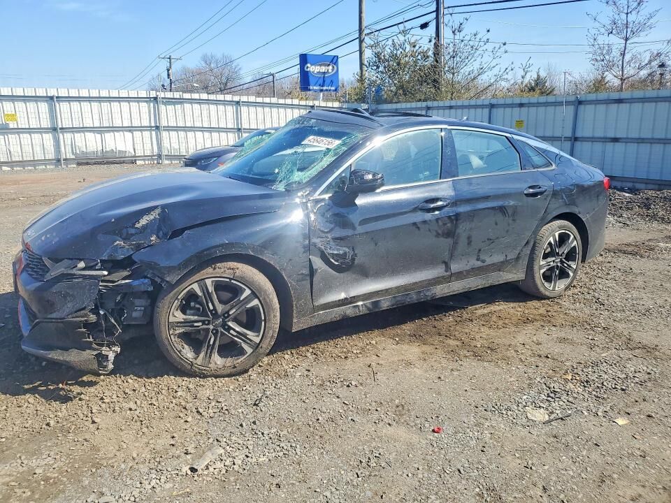 2022 KIA K5