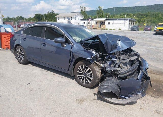 2018 SUBARU Legacy