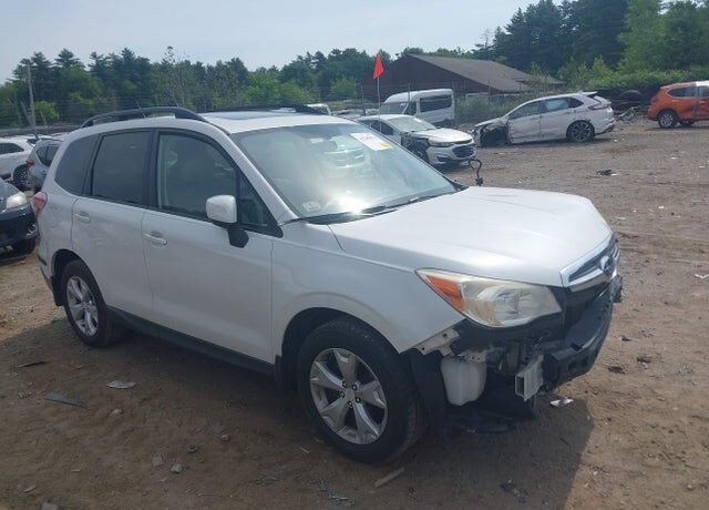 2014 SUBARU Forester