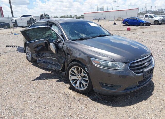 2016 FORD Taurus