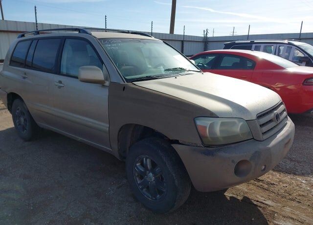 2004 TOYOTA Highlander