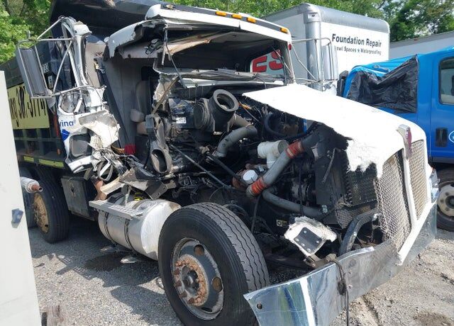 2006 KENWORTH T300