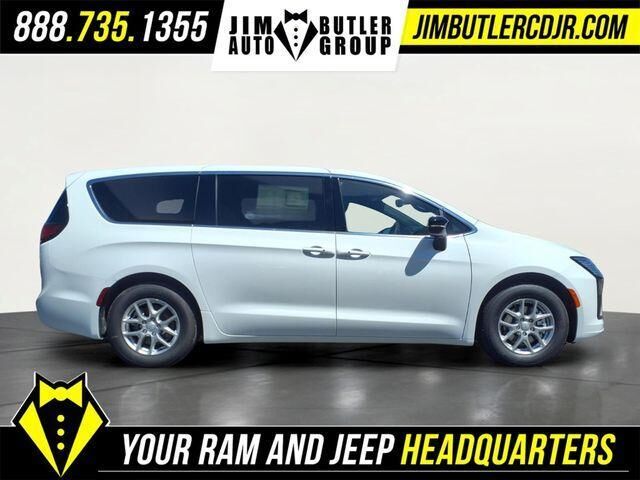 2027 CHRYSLER Pacifica