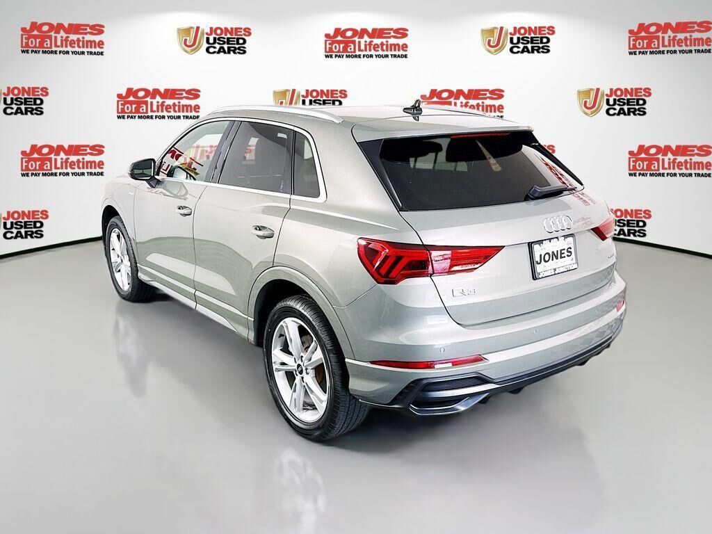 2021 Audi Q3