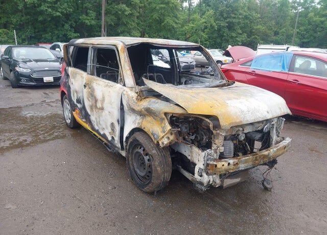 2014 TOYOTA SCION