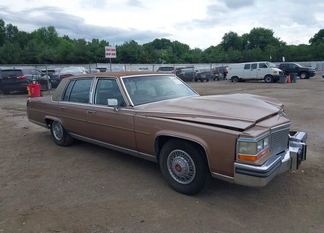 1988 CADILLAC Brougham