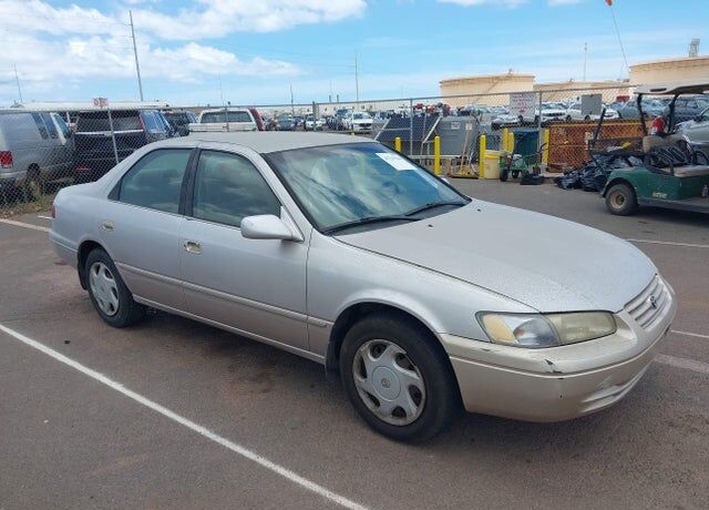 1997 TOYOTA Camry