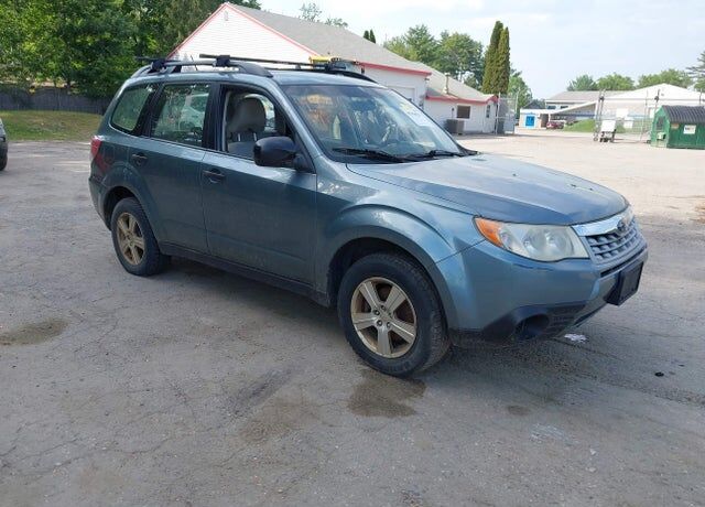 2013 SUBARU Forester