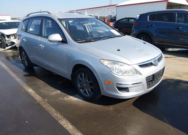 2012 HYUNDAI Elantra