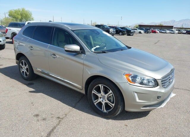 2015 VOLVO XC60