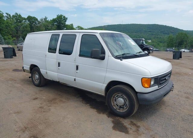 2004 FORD E-150