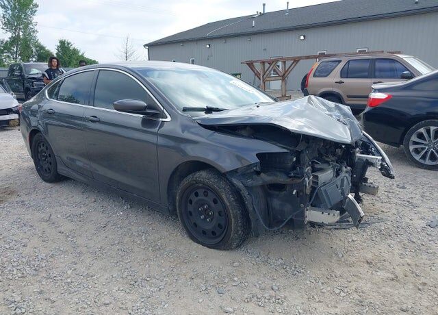 2016 CHRYSLER 200