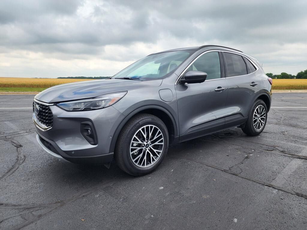 2024 FORD Escape