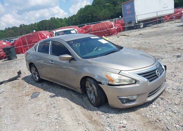2014 NISSAN Altima