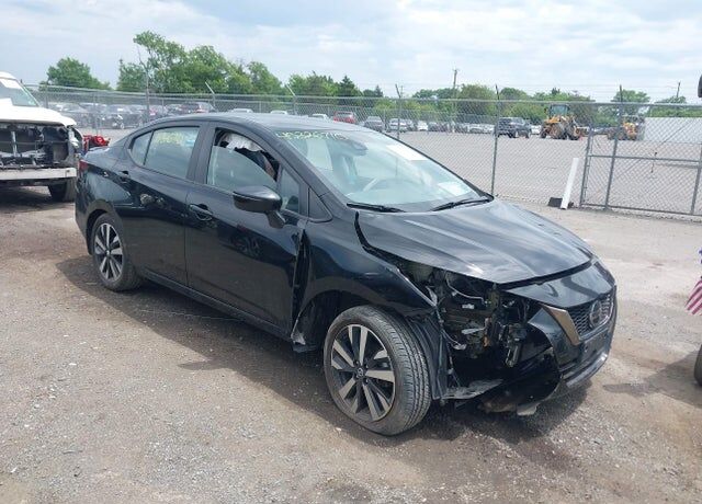 2022 NISSAN Versa