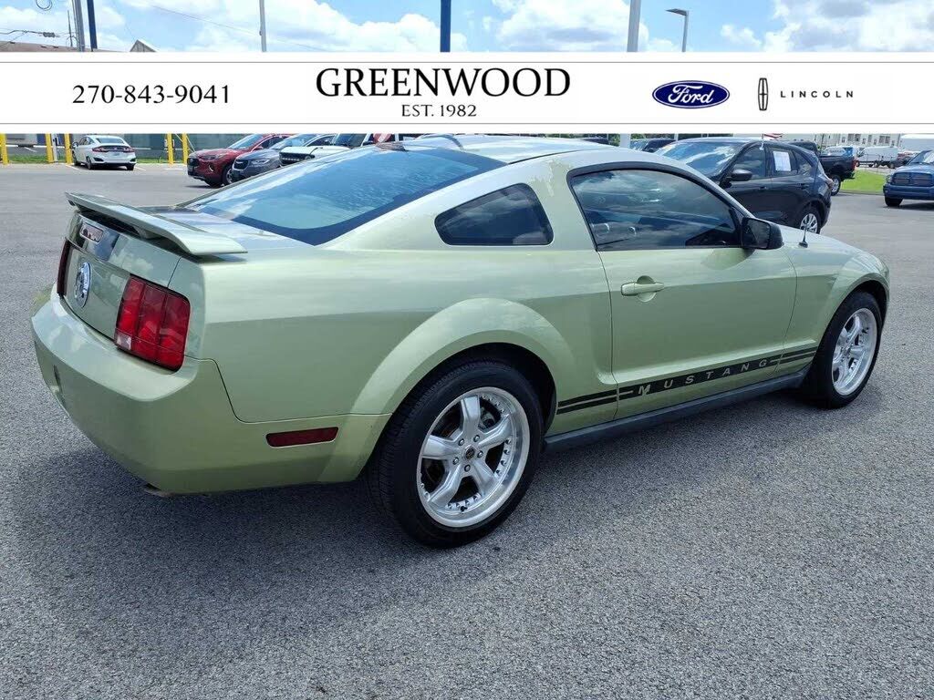 2005 FORD Mustang