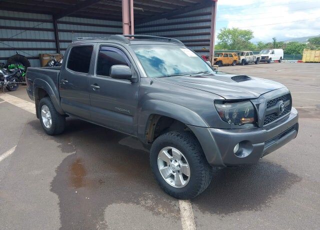 2011 TOYOTA Tacoma
