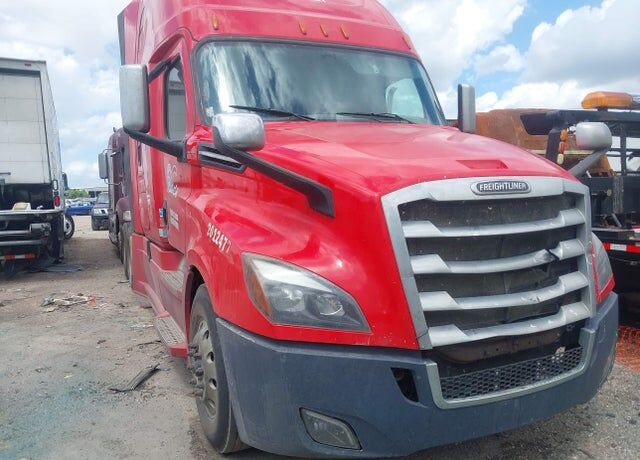2018 FREIGHTLINER New Cascadia 126" Sleepercab