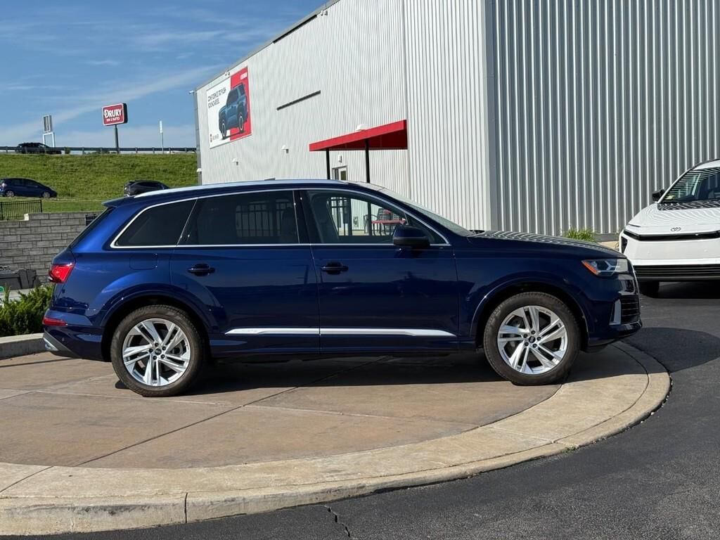 2022 Audi Q7