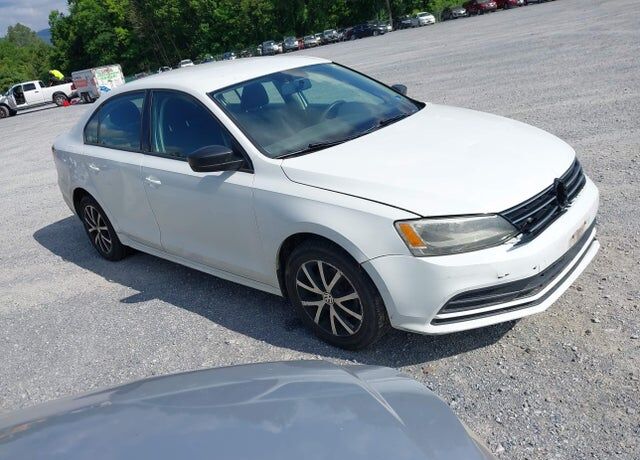 2016 VOLKSWAGEN Jetta