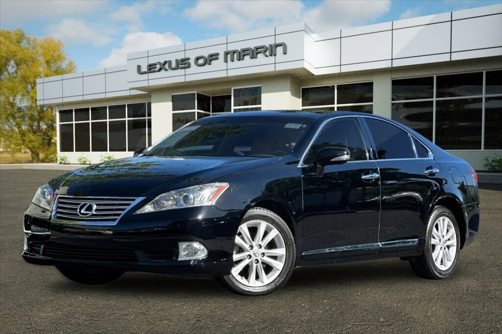 2011 LEXUS ES