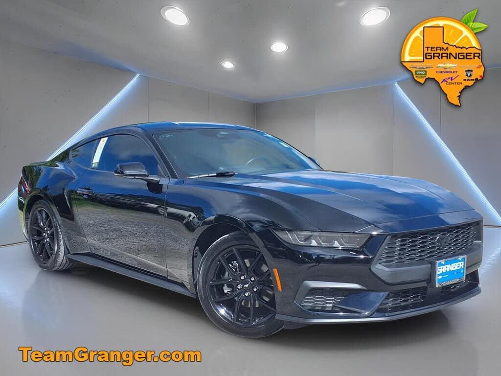 2024 FORD Mustang