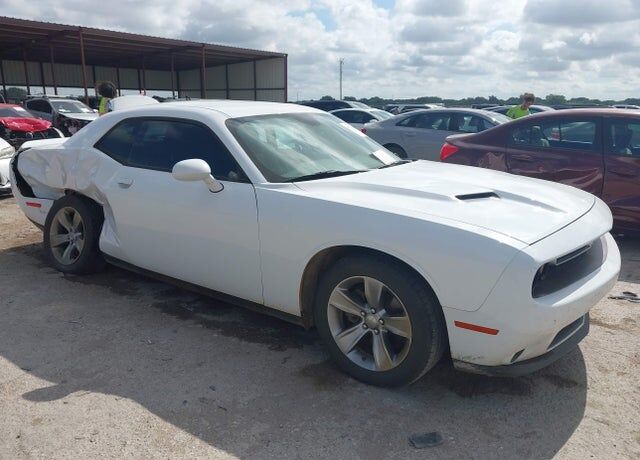 2016 DODGE Challenger