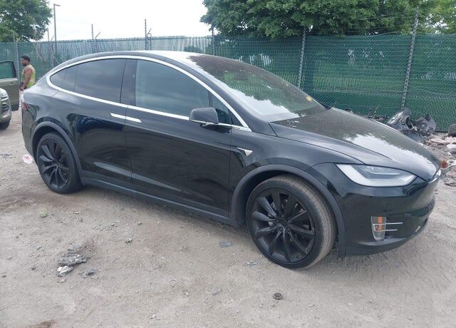 2020 TESLA Model X