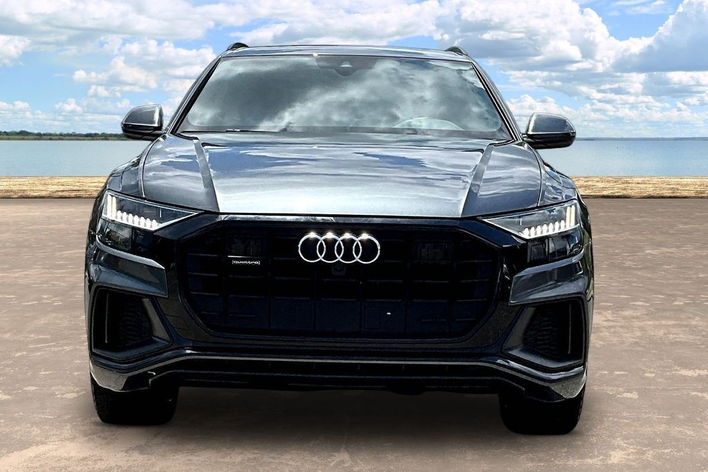 2020 Audi Q8