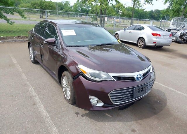 2015 TOYOTA Avalon