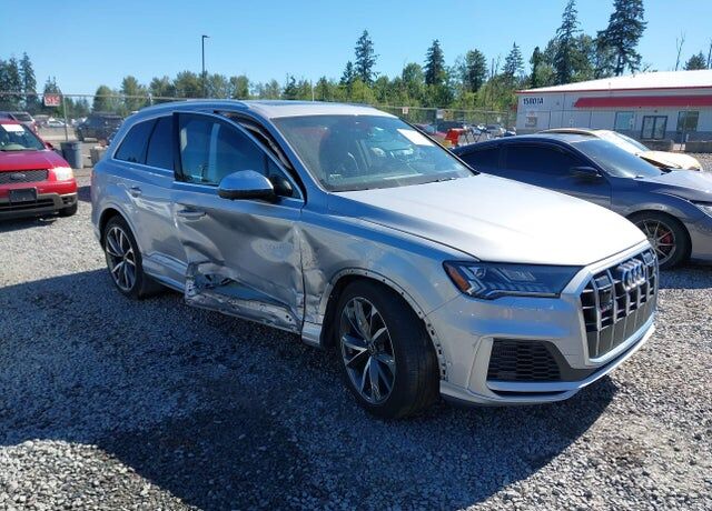 2022 AUDI SQ7