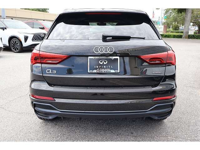 2021 Audi Q3