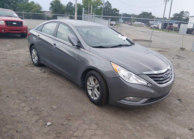 2013 HYUNDAI Sonata