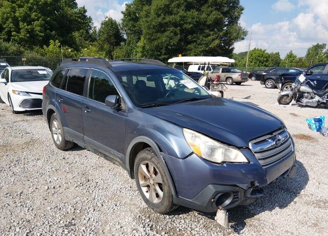2014 SUBARU Outback