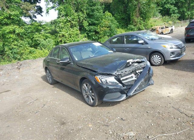 2015 MERCEDES-BENZ C-Class