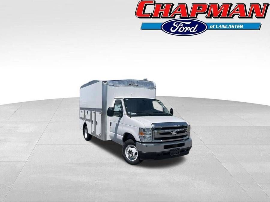 2026 FORD E-350