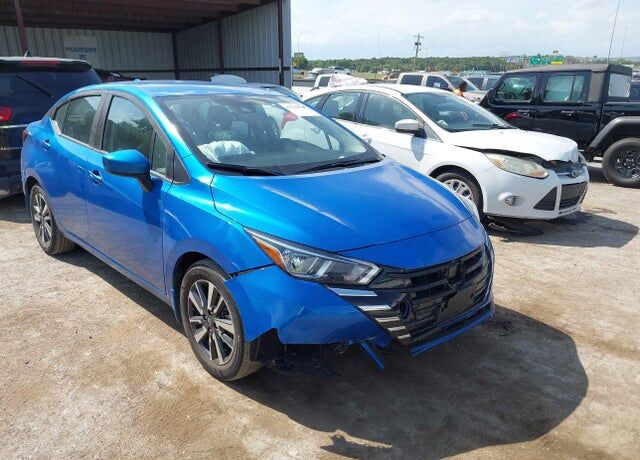 2024 NISSAN Versa
