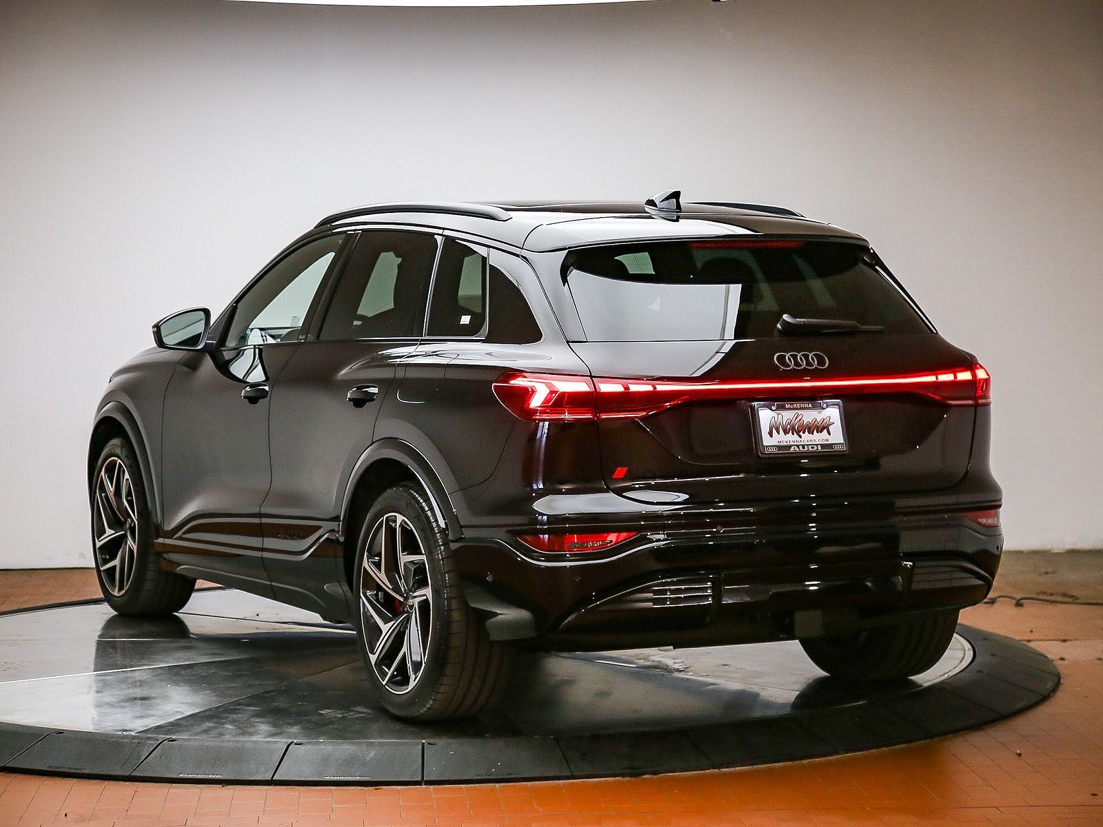 2027 Audi SQ6