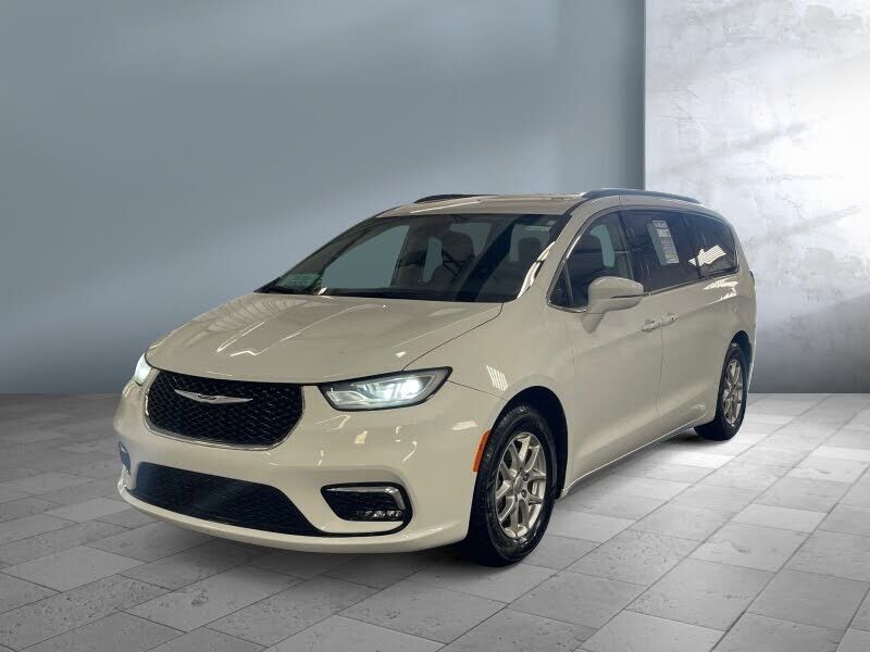 2022 CHRYSLER Pacifica