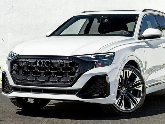 2026 Audi Q8