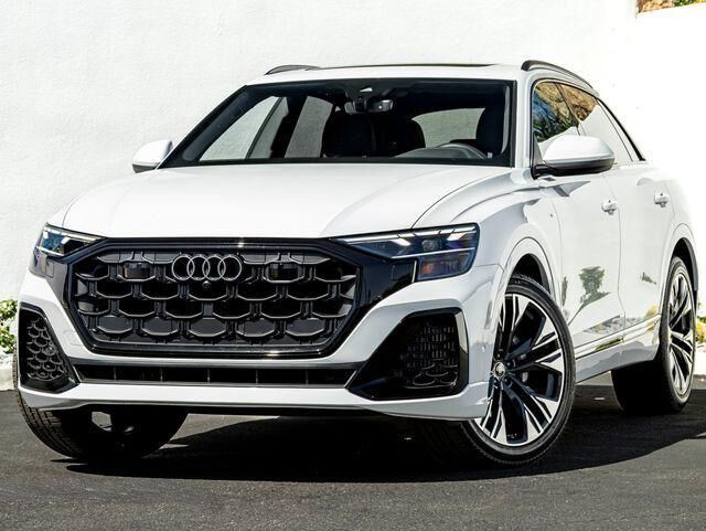 2026 AUDI Q8