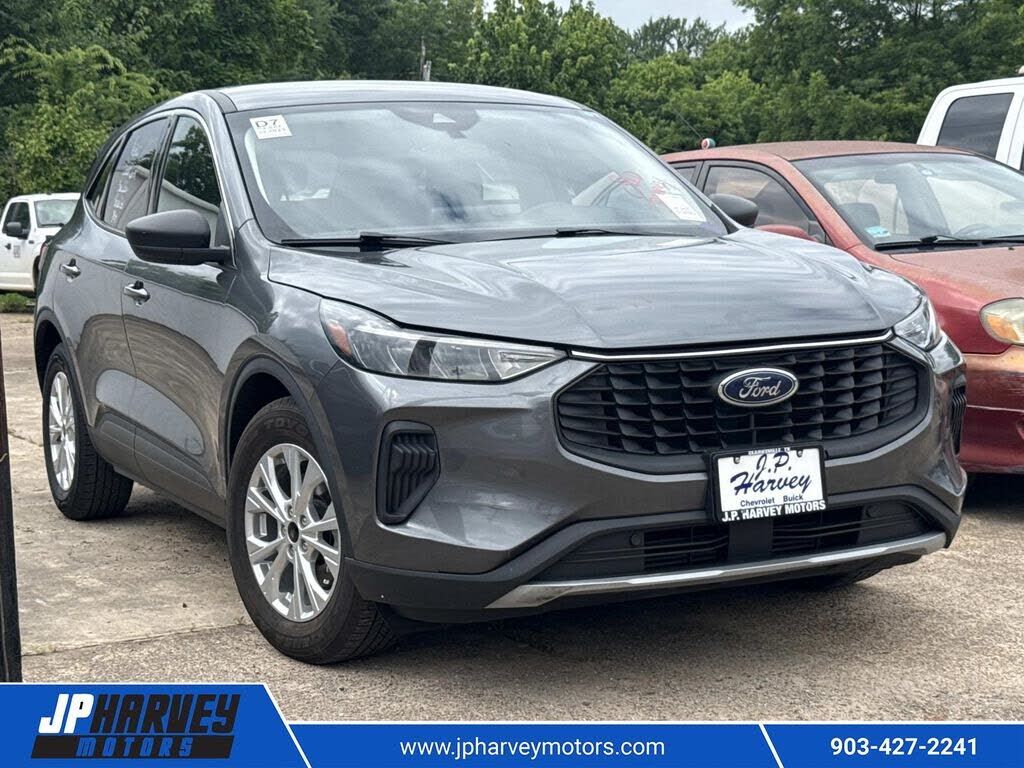 2023 FORD Escape