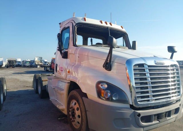 2018 FREIGHTLINER Cascadia