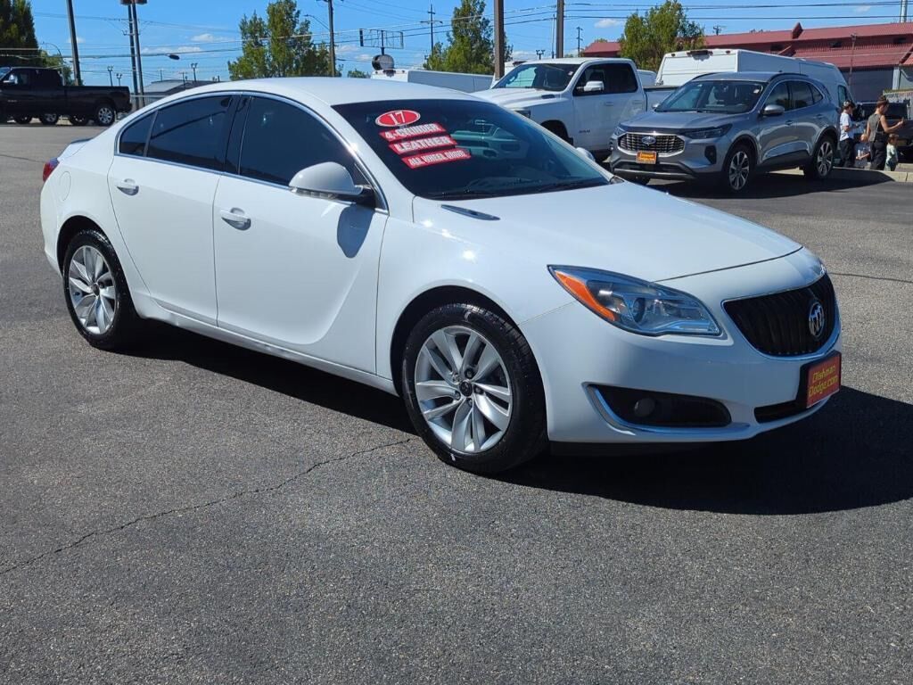 2017 BUICK Regal